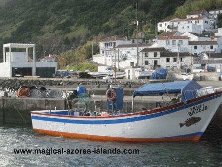 Ribeira Quente boat