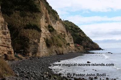 From Ponta Garca to Ribeira Quente