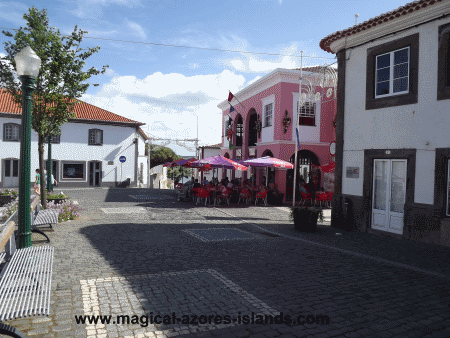 A popular restaurant in Praia da Vitoria 