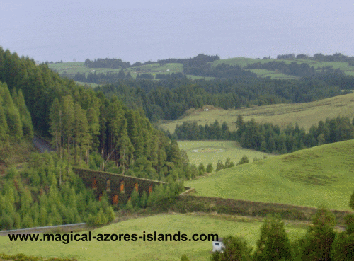 Aqueduct near Sete Cidades 